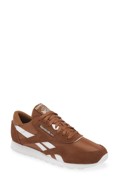 Reebok Classic Trainer In Brown/white