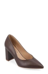Journee Collection Simonne Pointed Toe Pump In Mahogany