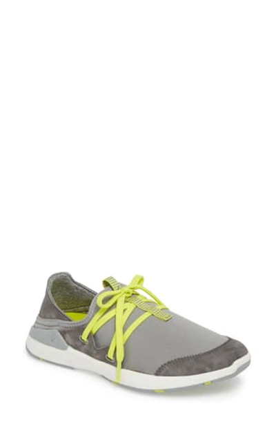 Olukai Pehuea Pa'i Convertible Sneaker In Pale Grey/ Charcoal Fabric