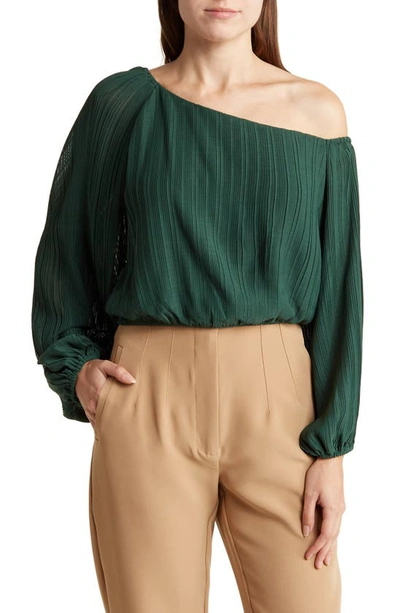 Astr Asymmetrical One Shoulder Plissé Top In Green ModeSens