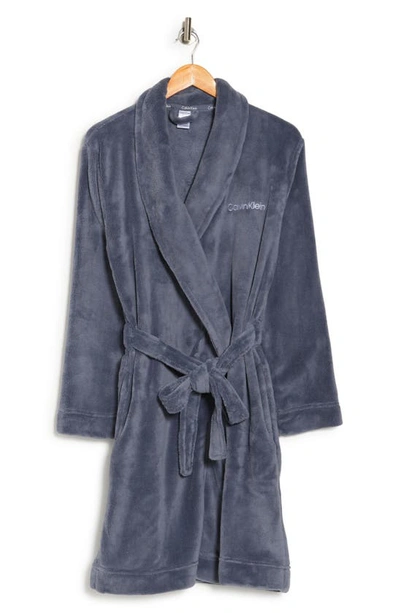 Calvin Klein Plush Robe In Grisaille
