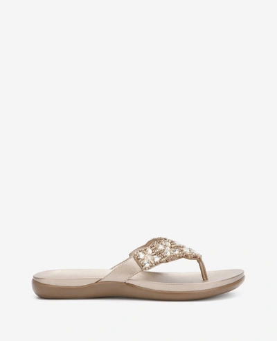 Reaction Kenneth Cole Glam-athon Thong Sandal In Champagne