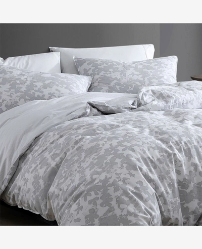Kenneth Cole Merrion Grey Comforter + Sham Set In Open Lt-pastel Grey