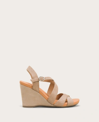 Gentle Souls Isla Leather Wedge Sandal In Mushroom