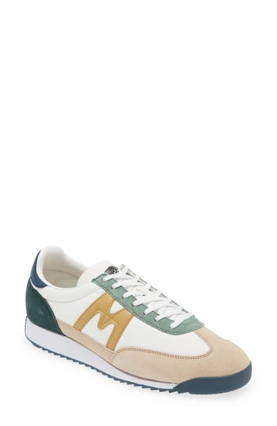 Karhu Mestari Trainer In Dark Forest / Curry