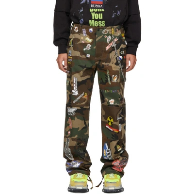 Vetements Stickers Camo Canvas Cargo Pants In Army Green