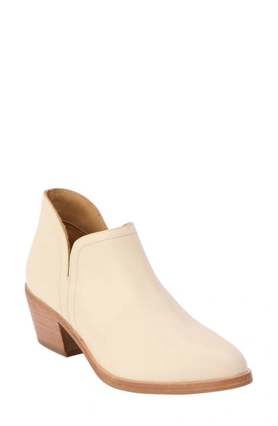 Nisolo Mia Everyday Bootie In Bone