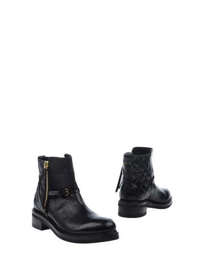Buttero Ankle Boots In Black