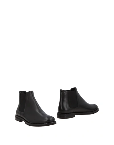 Anna F Ankle Boot In Black