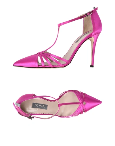 Sjp By Sarah Jessica Parker Pumps In Fuchsia