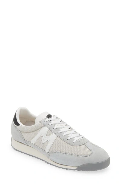 Karhu Mestari Sneaker In Dawn Blue / Bright White