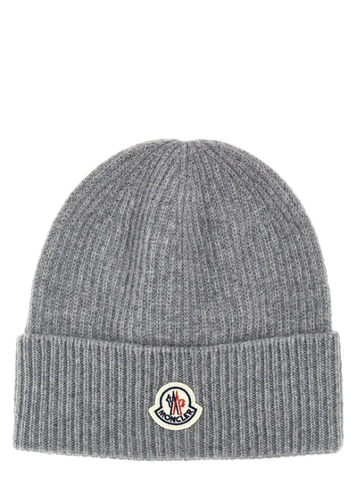 Moncler Logo Patch Cap In Gray