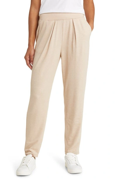 Tommy Bahama Sea Sands Pleated Taper Pants In Light Taupe