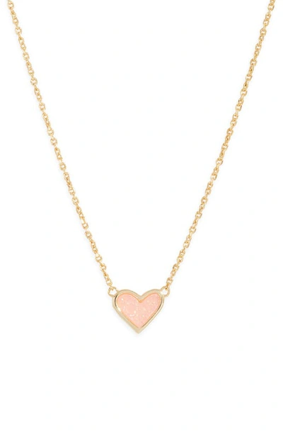 Kendra Scott Ari Heart Pendant Necklace In Gold/light Pink