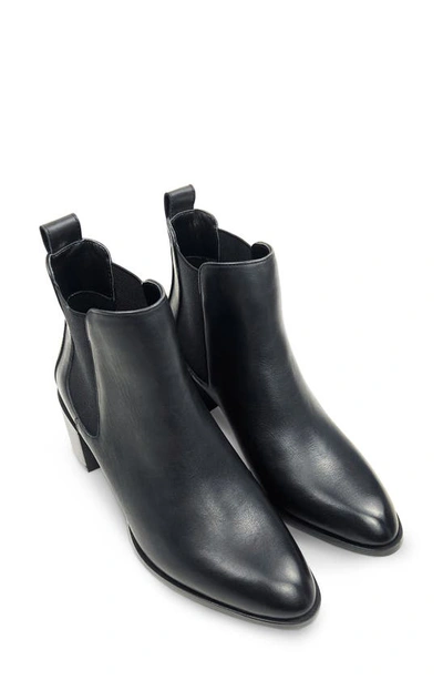 Yosi Samra Melissa Pointed Toe Chelsea Boot In Black Leather