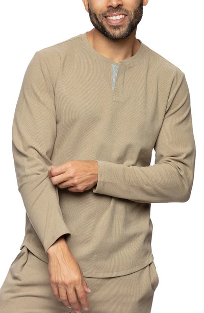 Fundamental Coast Northend Ribbed Henley In Caramel