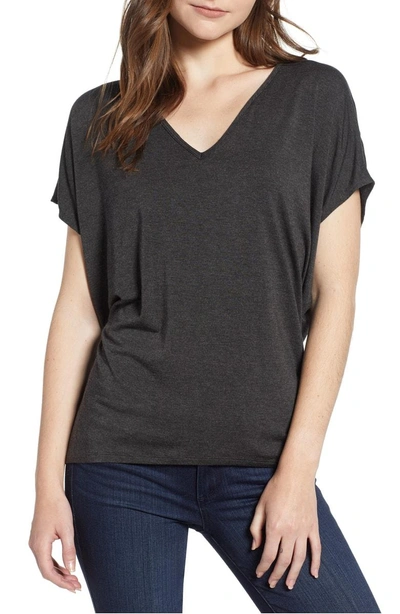 Amour Vert 'mayr' V-neck Tee In Anthracite