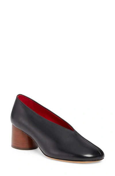 Mansur Gavriel Leather Pump In Black/ Flamma