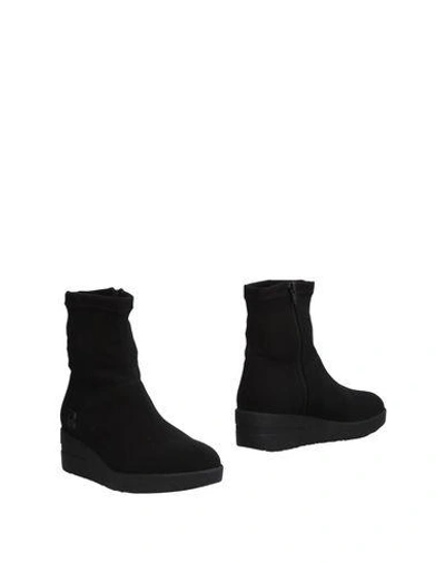 Ruco Line Ankle Boot In Black