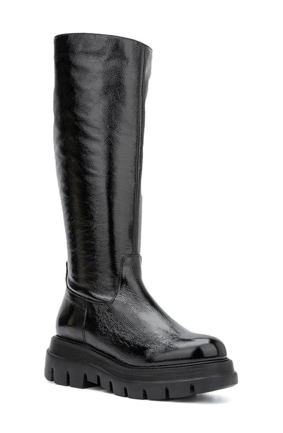 Aquatalia Scilla Leather Lug Sole Boot In Black