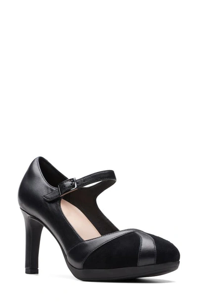 Clarks Amyr Light Mary Jane Pump In Black Combo