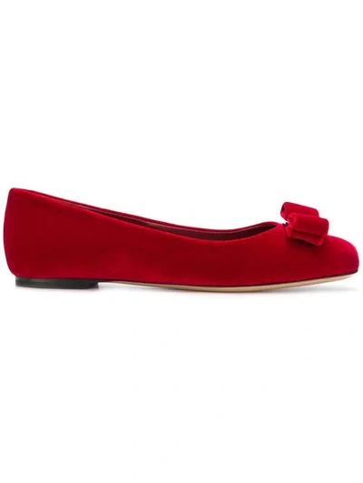 Ferragamo Varina Velvet Ballet Flats In Red