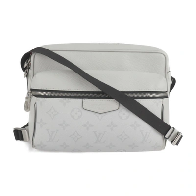  Louis Vuitton M44629 Sling Bag, Monogram Chalk, Drawstring Bag,  Body Bag, Monogram Canvas, Men's, Used, Gray x White; Noted Color: Bron :  Clothing, Shoes & Jewelry