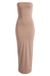 Skims Fits Everybody Strapless Body-con Dress In Umber