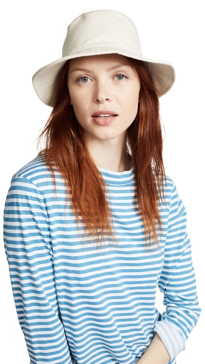 Madewell Short-brimmed Canvas Bucket Hat