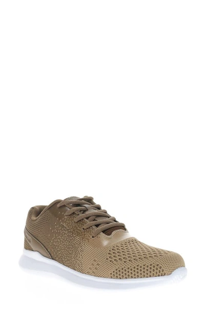 Propét Travelbound Duo Sneaker In Tan