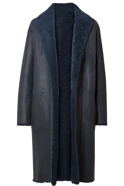 Akris Trace Reversible Shearling Coat In Navy