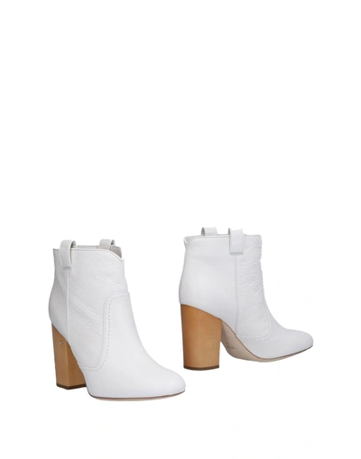 Laurence Dacade Ankle Boot In White