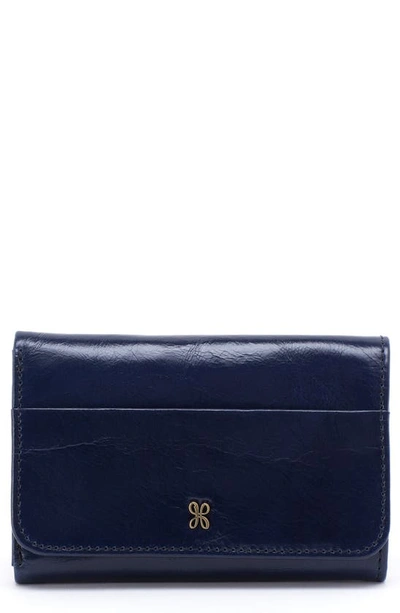 Hobo Jill Leather Trifold Wallet In Nightshade