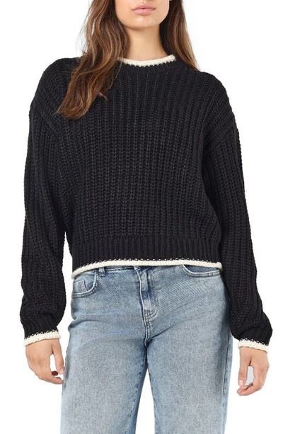Noisy May Charlie Drop Shoulder Sweater In Black Pattern Pearle