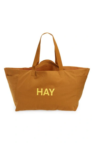 Hay Weekend Tote Bag In Brown