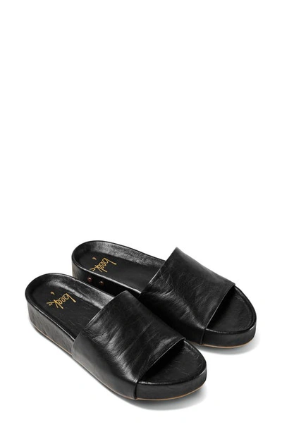 Beek Pelican Slide Sandal In Black/black