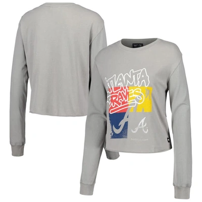 The Wild Collective Grey Atlanta Braves Cropped Long Sleeve T-shirt