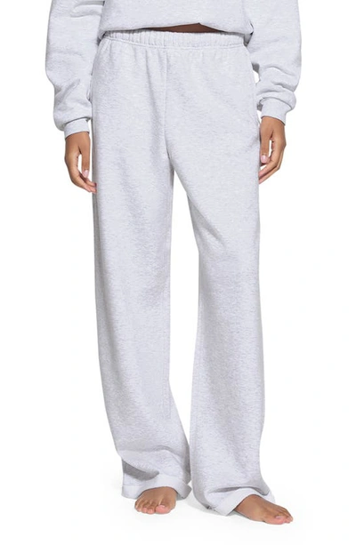 Skims Cotton Blend Fleece Straight Leg Sweatpants In Light Heather Gray