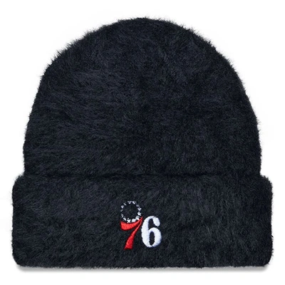 New Era Black Philadelphia 76ers Fuzzy Thick Cuffed Knit Hat