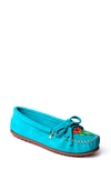 Minnetonka Ziigwan Waabigwan Driving Shoe In Turquoise