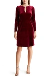 Marina Embellished Keyhole Long Sleeve Dress In Wine