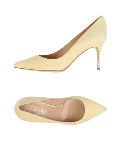 Sergio Rossi Pump In Light Yellow