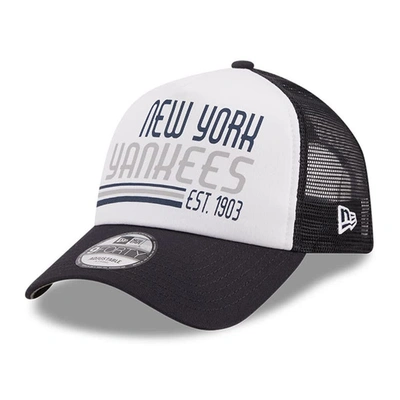 New Era Men's White/navy New York Yankees Stacked A-frame Trucker 9forty Adjustable Hat In White Navy