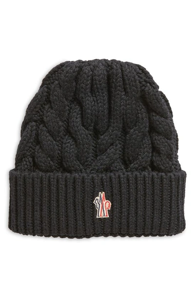 Moncler Logo Embroidered Virgin Wool Cable Beanie In Black