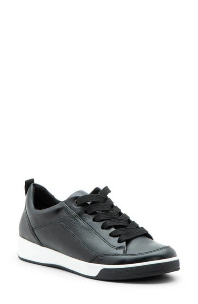 Ara Redmond Trainer In Black