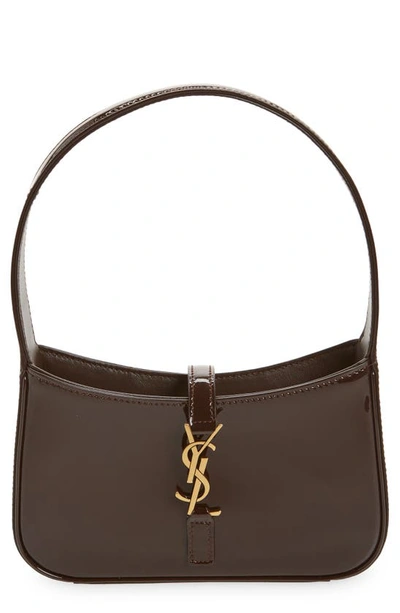Saint Laurent Mini Le 5 À 7 Patent Leather Hobo Bag In Spicy Chocolate