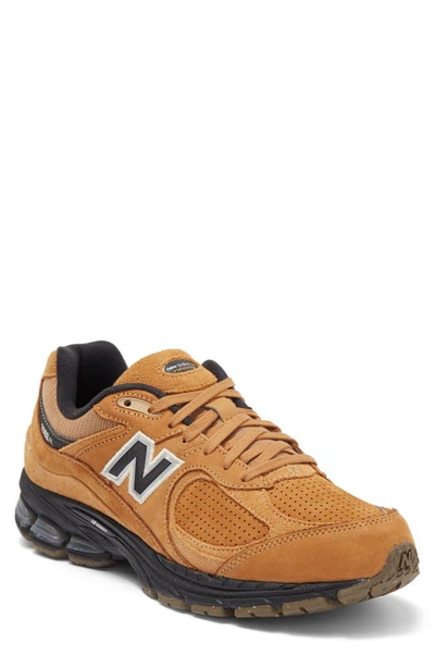 New Balance 2002r Sneaker In Tobacco/black