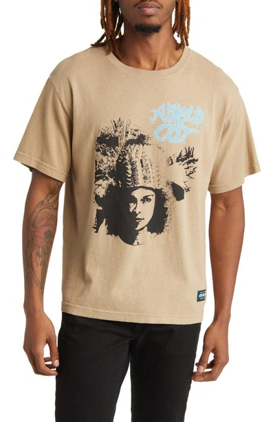 Afield Out Bianca Graphic T-shirt In Sand