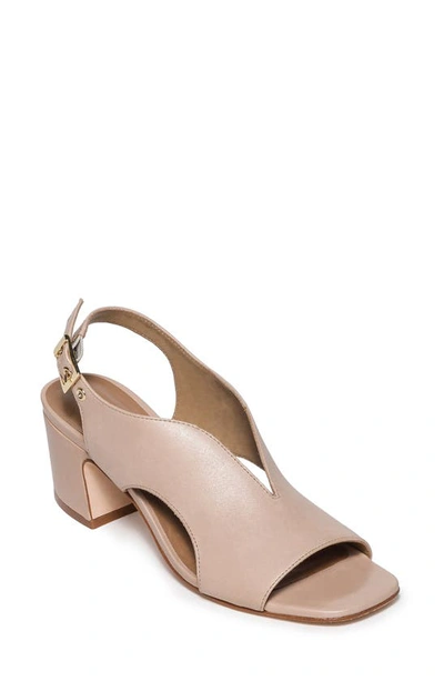 Bernardo Footwear Bedford Slingback Pump In Blush