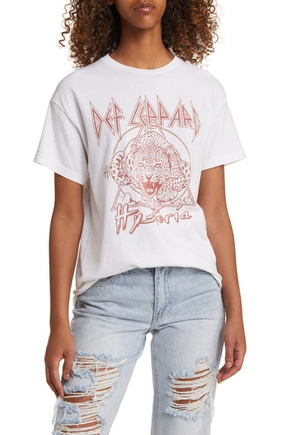 Vinyl Icons Def Leppard Cotton Graphic T-shirt In White